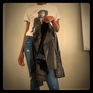 Cropped leather jacket